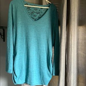 Long sleeve with lace